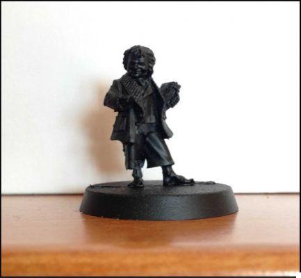 How to paint Games Workshop miniatures - Tutorial 21: Bilbo Baggins